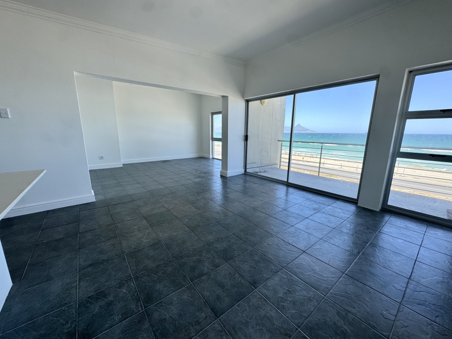 3 Bedroom Property for Sale in Beachfront Western Cape